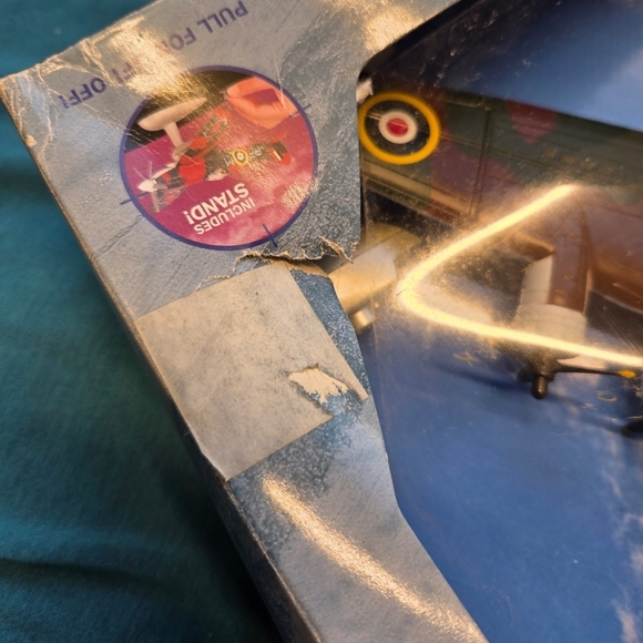 SkyPilot Collection Model Airplane - Picture 4 of 5